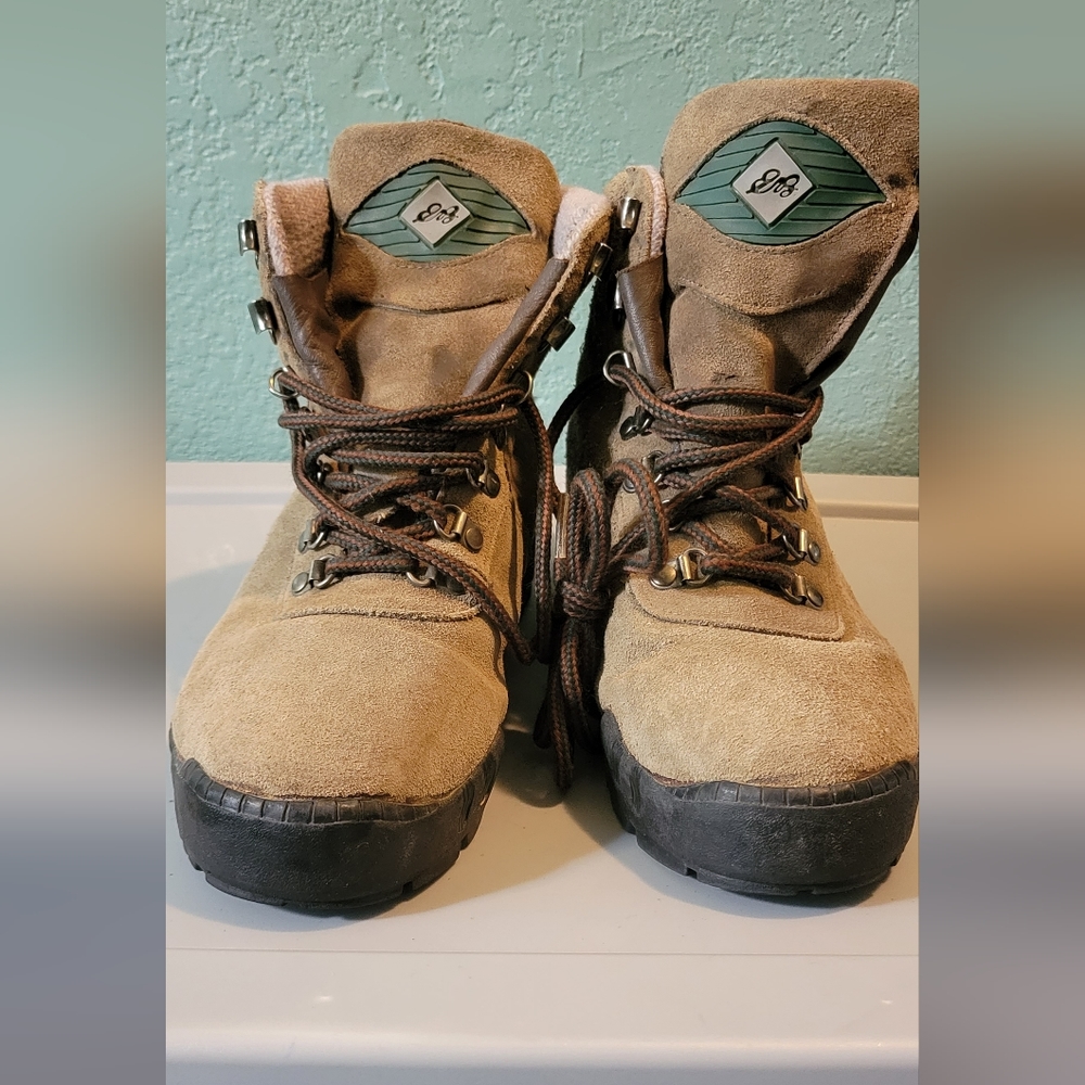 Eddie Bauer hiking boots - Women's 8½
